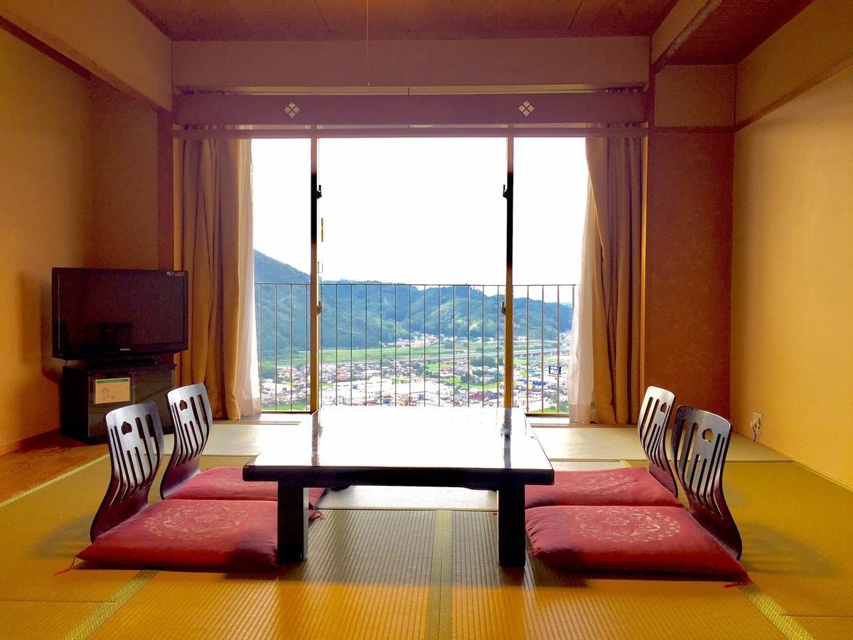Ohito Hotel Izunokuni Buitenkant foto
